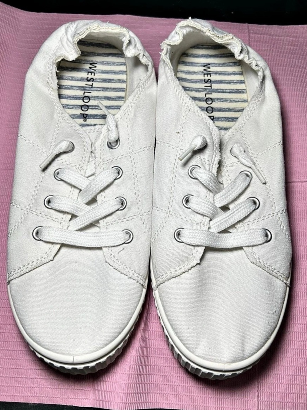 West Loop Women's White Lace-Up Sneakers US 8